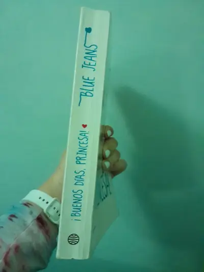 Libro 'Buenos días, princesa!' - miniatura 3