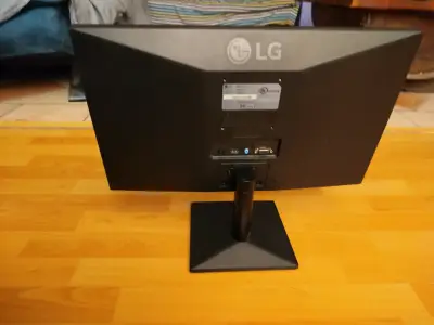 Monitor LG 21 pulgadas - miniatura 2