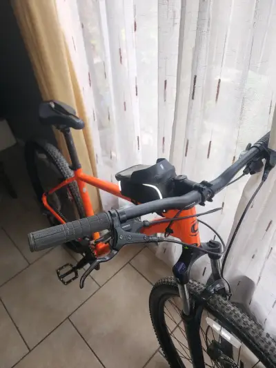 Bicicleta Cannondale Trail 6 - miniatura 2