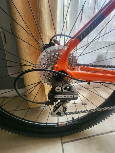 Bicicleta Cannondale Trail 6 - miniatura 3