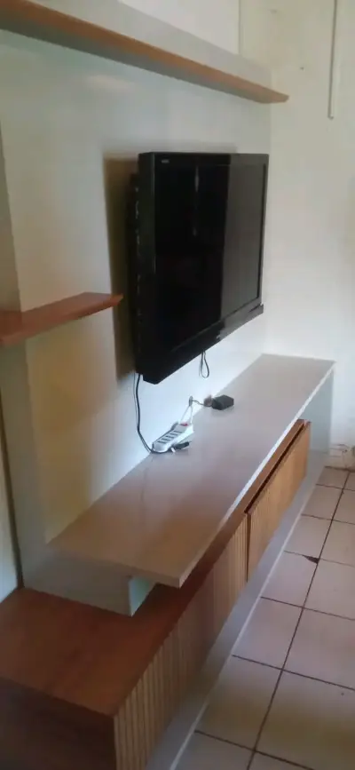 Rack para TV (No viene la tv incluida). - miniatura 1