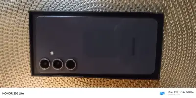 Samsung Galaxy S24 FE nuevo - miniatura 2