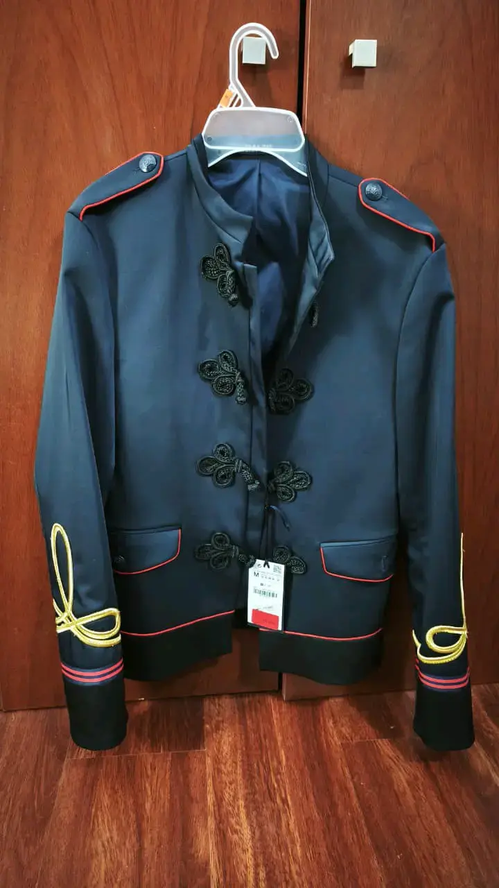 Chaqueta azul estilo militar marca ZARA - 3