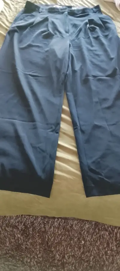 Pantalones casual tallas 44 y 42 - miniatura 1