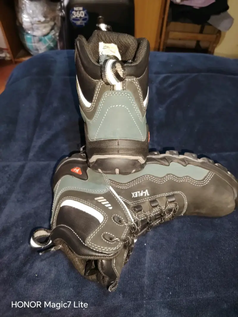 Botas de montaña V-FLEX negras - 1