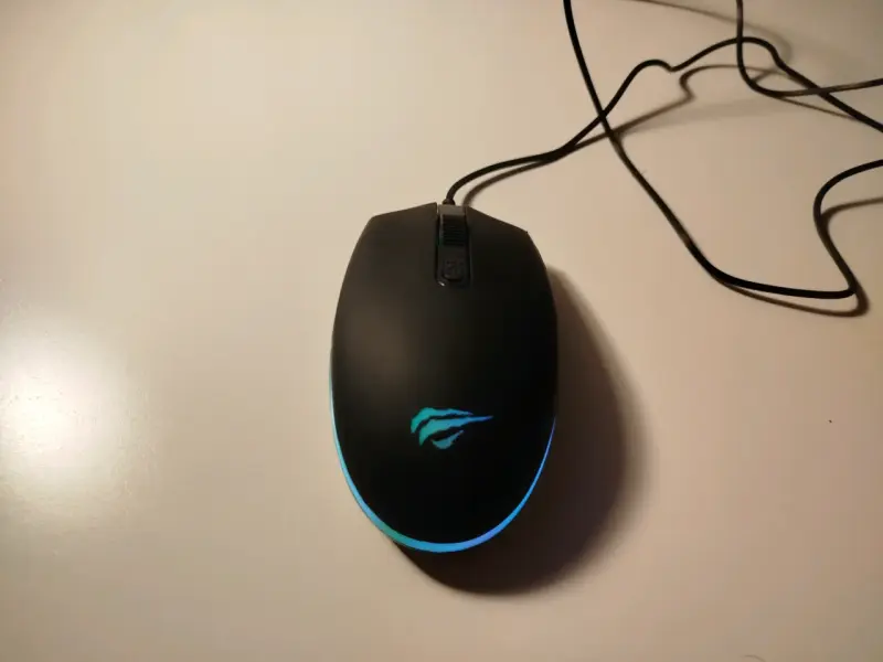 Mouse gaming con cable negro - 1
