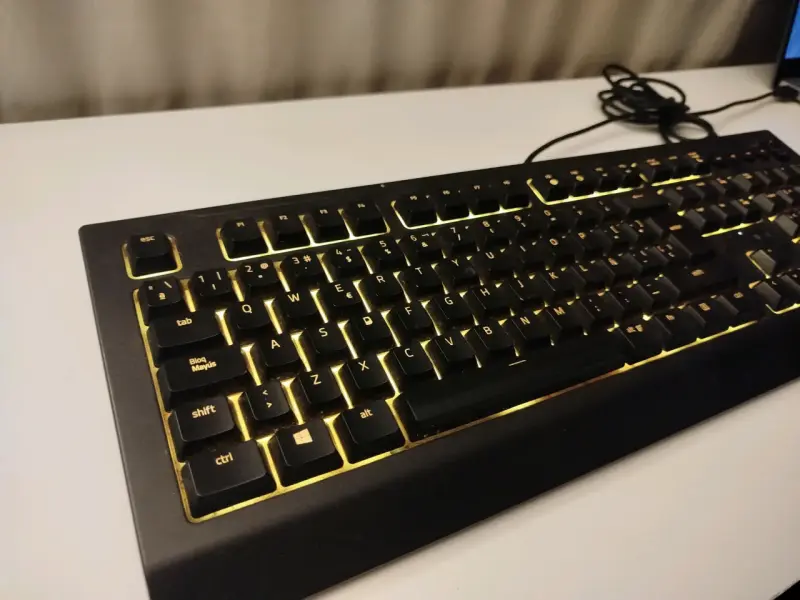 Teclado retroiluminado Rizer - 2