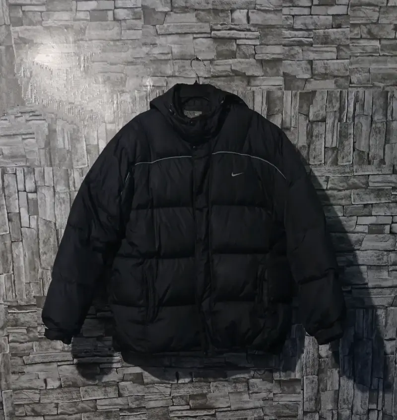 Chaqueta negra Original, talla XL, le falta cierre - 1