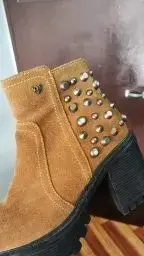 Botines marrones con tachuelas - miniatura 5
