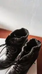 Botines de cuero negro con taco - 4