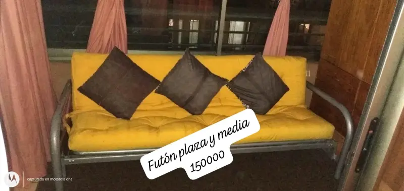 Futón plaza y media amarillo