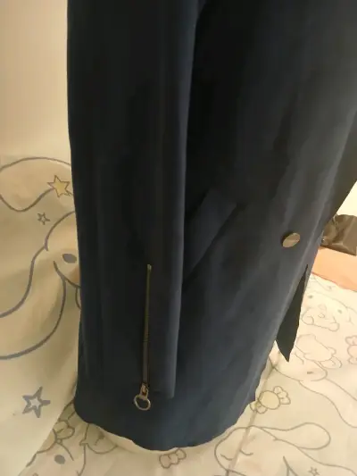 Abrigo azul elegante - miniatura 2