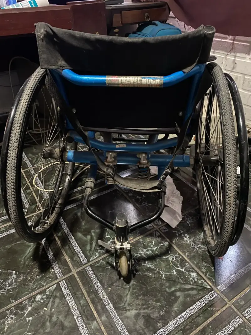 Silla de ruedas deportiva usada - 2