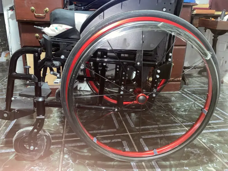 Silla de ruedas activa deportiva plegable - 4