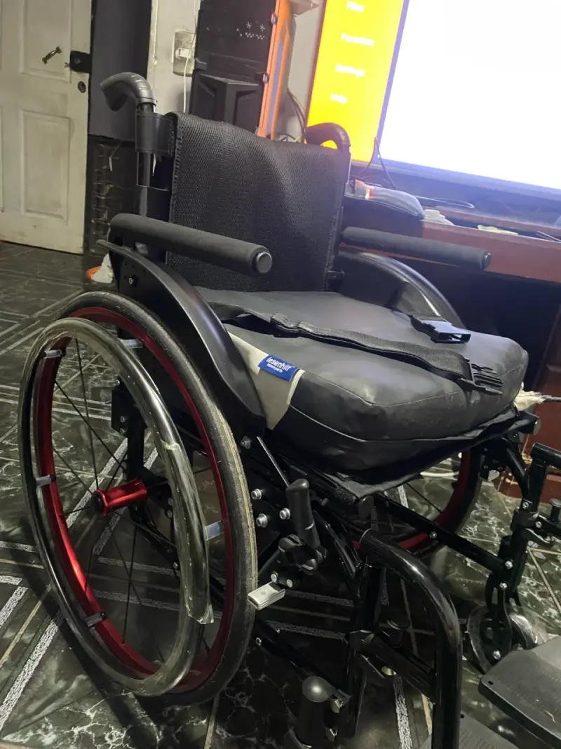 Silla de ruedas activa deportiva plegable - 5