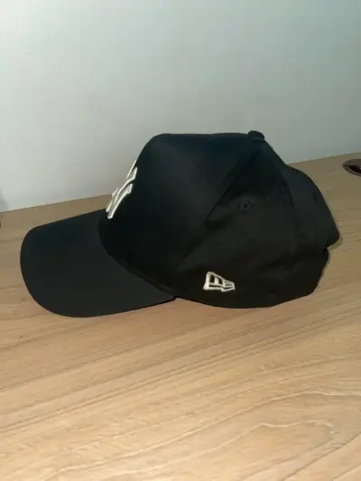 Gorra negra New Era World series - miniatura 2