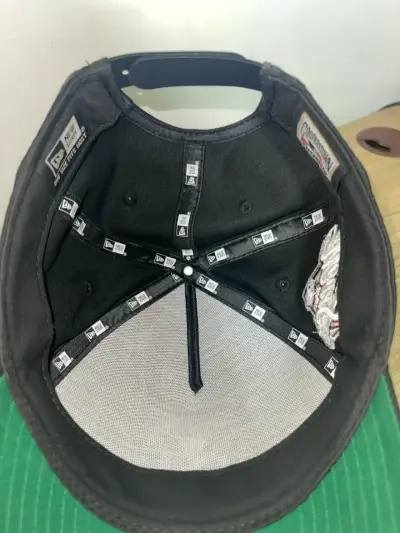 Gorra negra New Era World series - miniatura 4