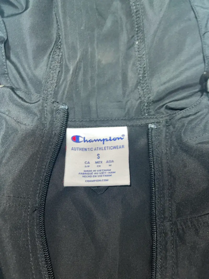 Chaqueta cortavientos negra champion - 2