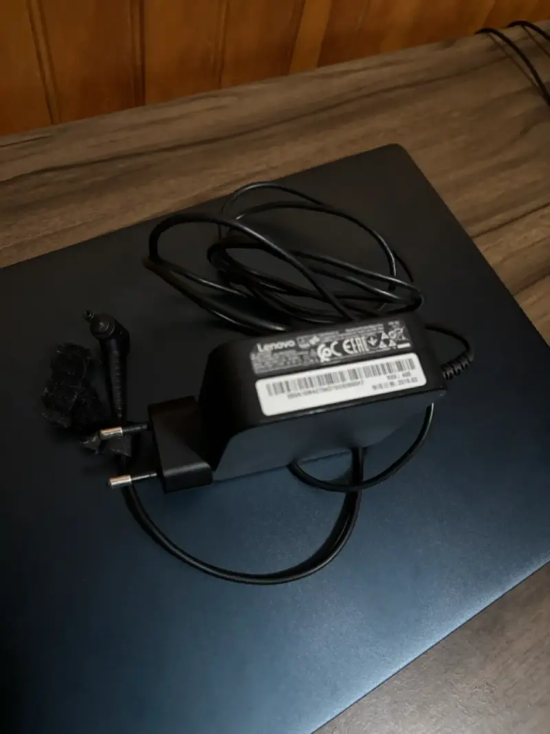 Computador Lenovo - 3