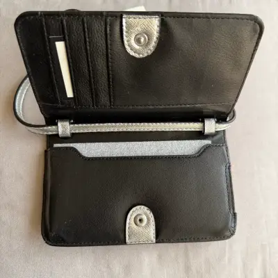 Cartera plateada Nine West nueva - miniatura 3