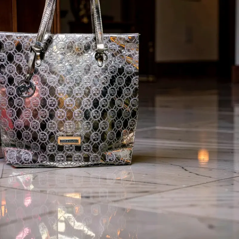 Bolso Paris Hilton metálico - 4