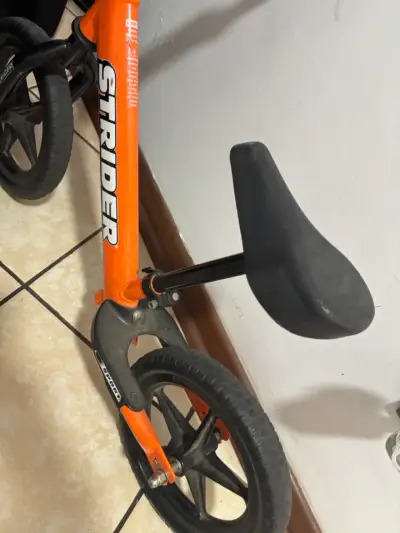Bicicleta de aprendizaje Strider naranja - miniatura 1
