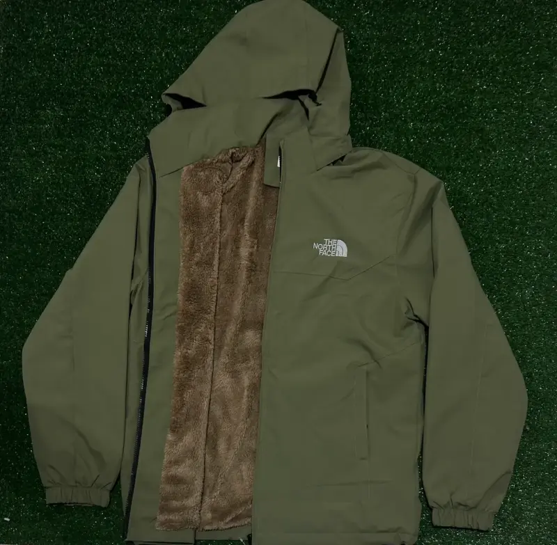 Chaqueta impermeable verde - 2