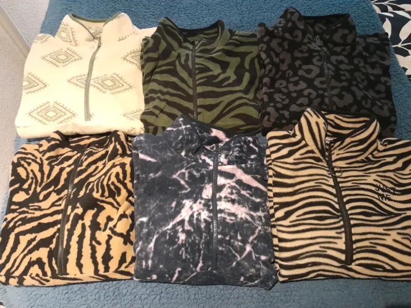 Polerones de polar con estampado