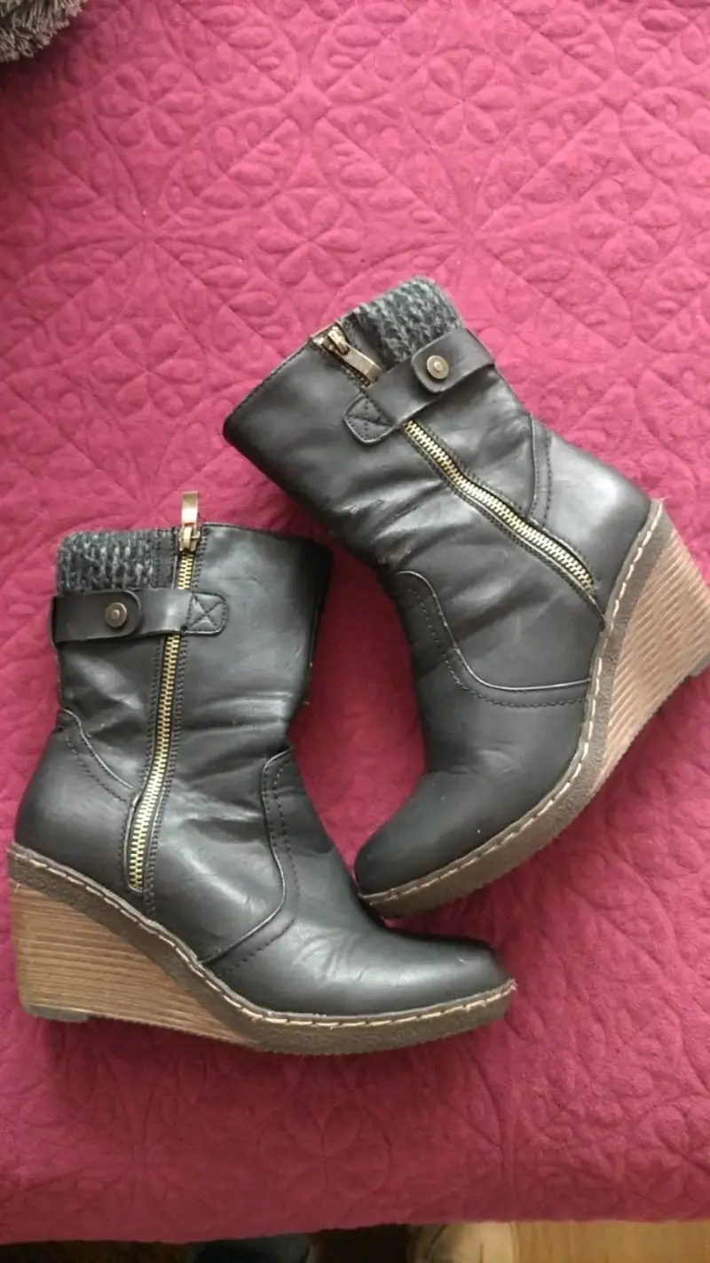 Botines negros con plataforma