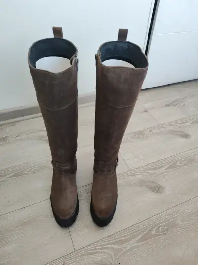 Botas Hush Puppies largas de cuero marrón - miniatura 3