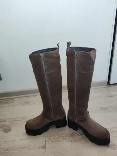 Botas Hush Puppies largas de cuero marrón - miniatura 6
