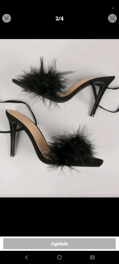 Tacones negros con plumas - miniatura 2
