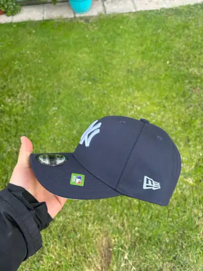 Gorra NY negro ajustable - miniatura 3