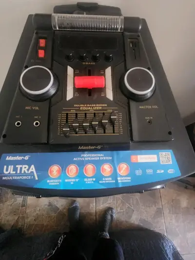 Parlante activo Master-G Ultra - miniatura 1