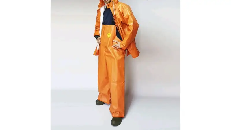 Traje impermeable engomado - 1