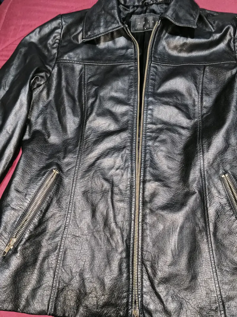 Chaqueta de cuero negra - 4