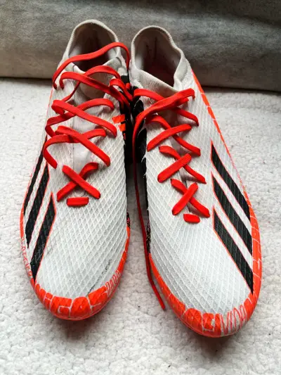 Zapatillas de fútbol rojo y negro - miniatura 4