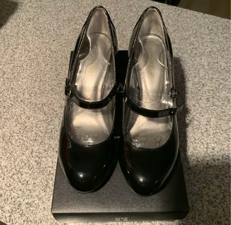 Zapatos de charol negro Naturalizer - 1