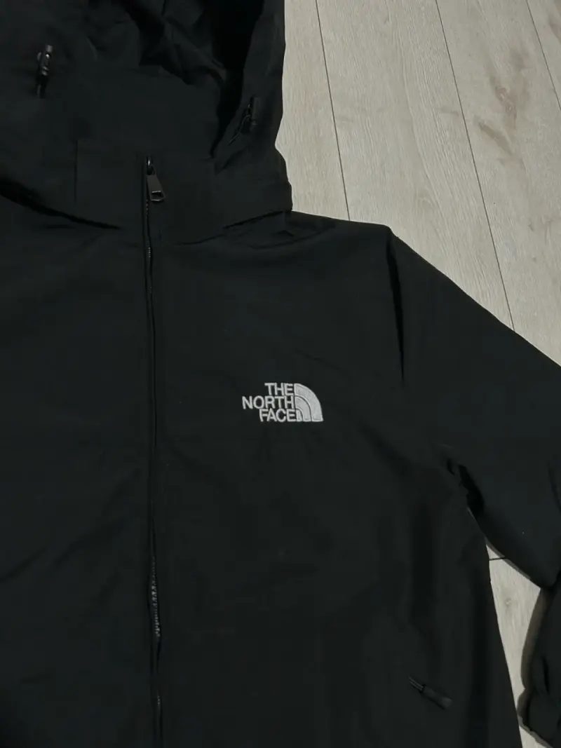 Chaqueta The North Face negra - 4