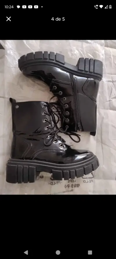 Botas negras de charol y tacones - miniatura 1