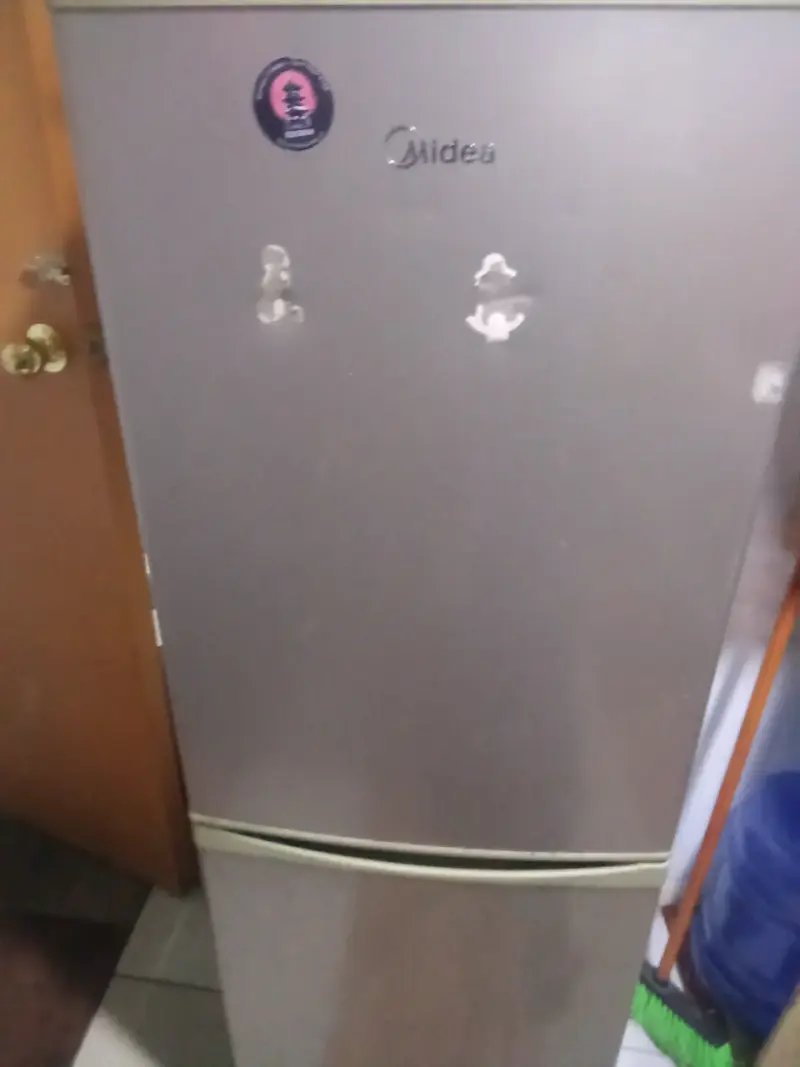 Refrigerador Midea usado