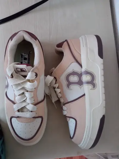 Zapatillas deportivas beige 2 usos  originales - miniatura 3
