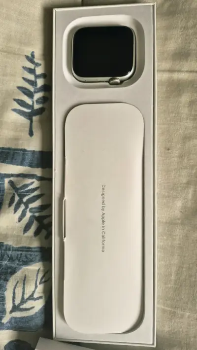 Apple Watch SE GEN2 con caja original - miniatura 2