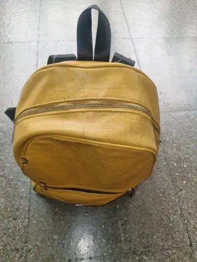 Mochila amarilla Everlast - miniatura 2