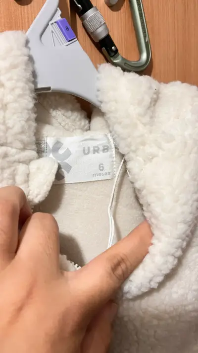 Chaqueta de bebé sherpa color crema - miniatura 3
