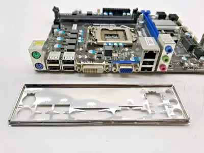 PLACA MADRE MSI H61M-P31 NO FUNCIONA PAR RESPUESTO - miniatura 3