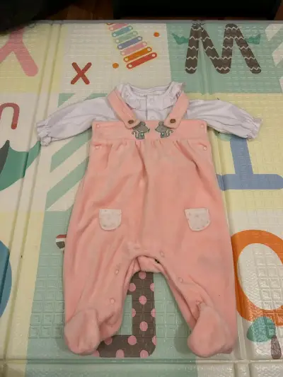 Conjunto jardinera y polera para bebé - miniatura 1