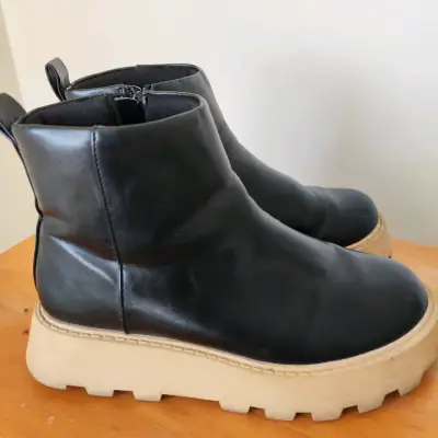Botines de cuero negro - miniatura 2
