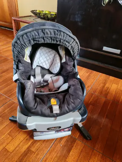 Silla infantil Chicco negra - miniatura 2