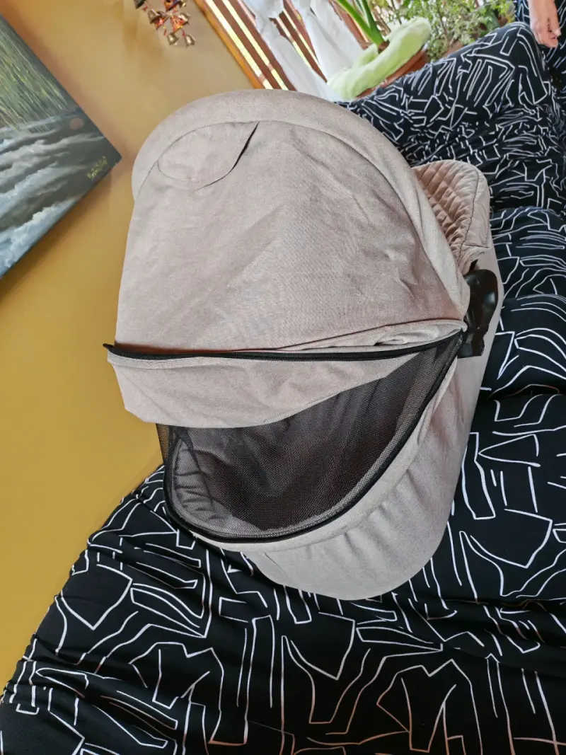 Capazo para bebé gris Carestino - 3